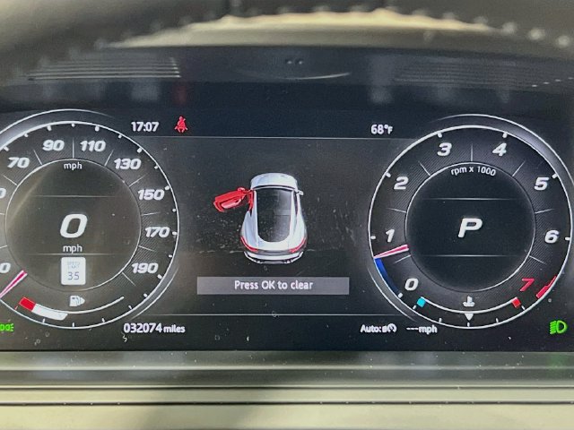 Used 2021 Jaguar F-TYPE Coupe RWD image 9