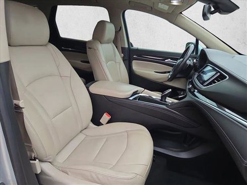 Used 2021 Buick Enclave Premium w/ Sun and Sites Package image 22