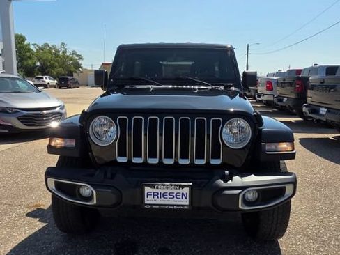 Used 2021 Jeep Wrangler Unlimited Sahara w/ Uconnect 4C Nav & Sound Group AWD/4WD image 2