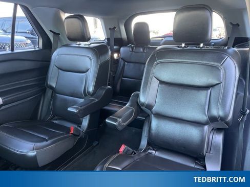 Used 2023 Ford Explorer XLT w/ Equipment Group 202A image 11