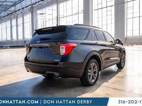 Used 2023 Ford Explorer XLT w/ Equipment Group 202A image 35