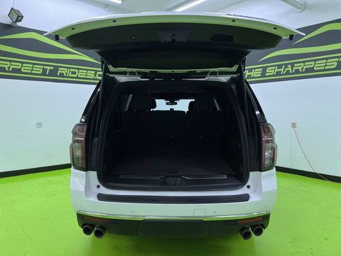 Used 2022 Chevrolet Suburban Premier AWD/4WD image 9