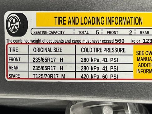 Used 2025 Chevrolet Equinox LT AWD/4WD image 70