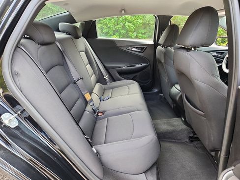 Used 2023 Chevrolet Malibu LS image 14