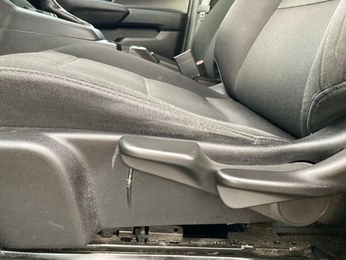 Used 2023 Chevrolet Colorado W/T image 14