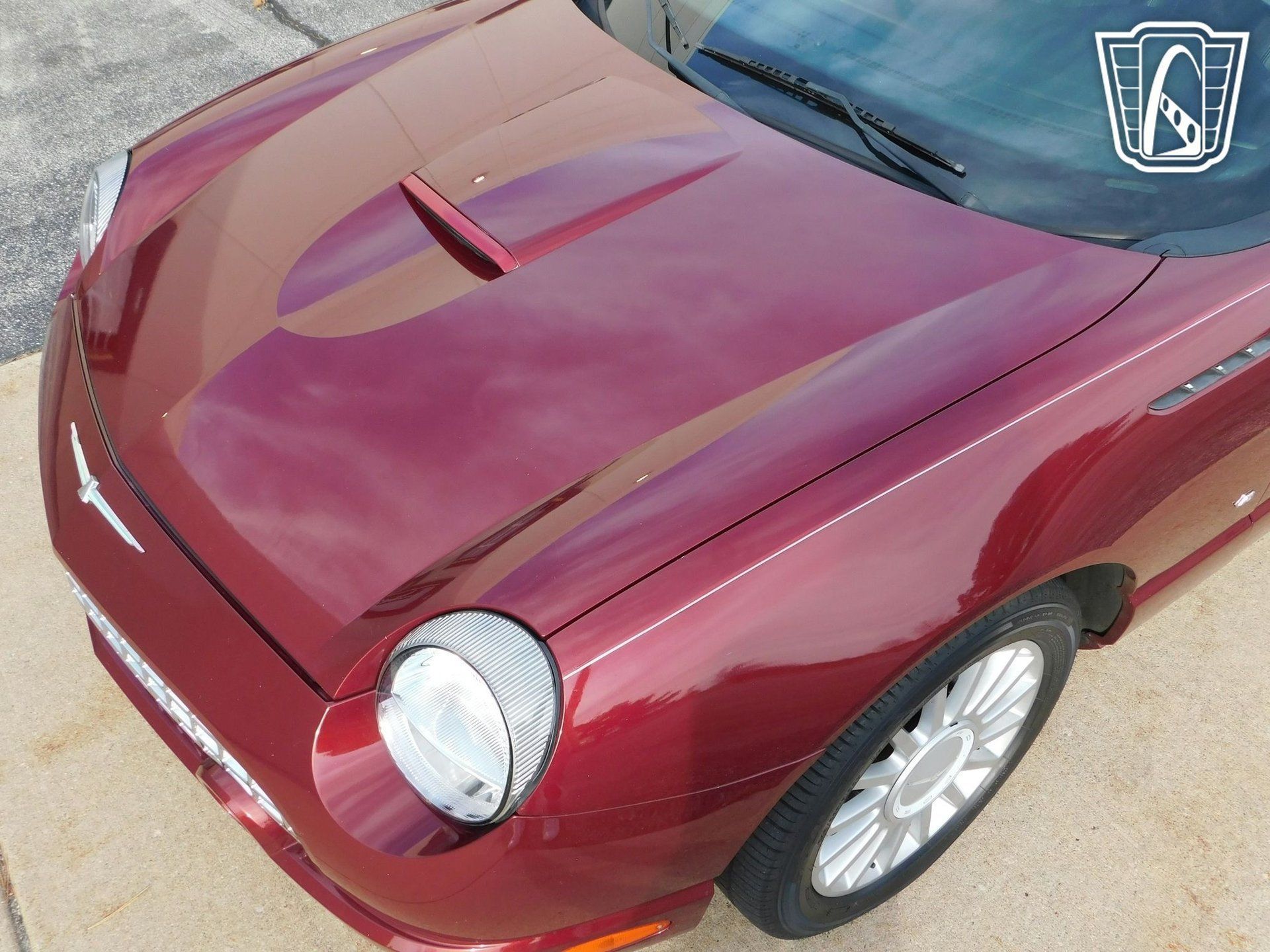 Used 2004 Ford Thunderbird RWD image 28