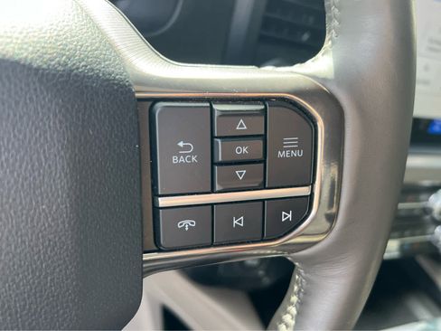 Used 2025 Ford F450 Platinum w/ Platinum Plus Package image 33