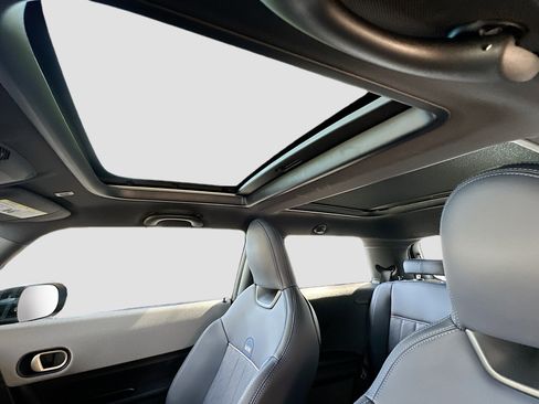 Certified 2025 MINI Cooper S image 21