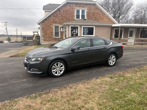 Used 2019 Chevrolet Impala LT image 1