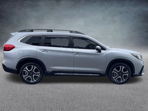 Certified 2023 Subaru Ascent Limited image 5