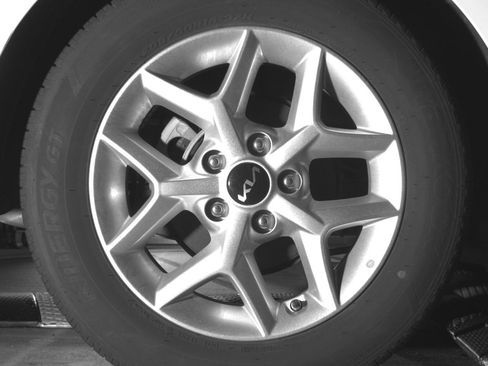 Used 2025 Kia Soul LX w/ LX Technology Package FWD image 20