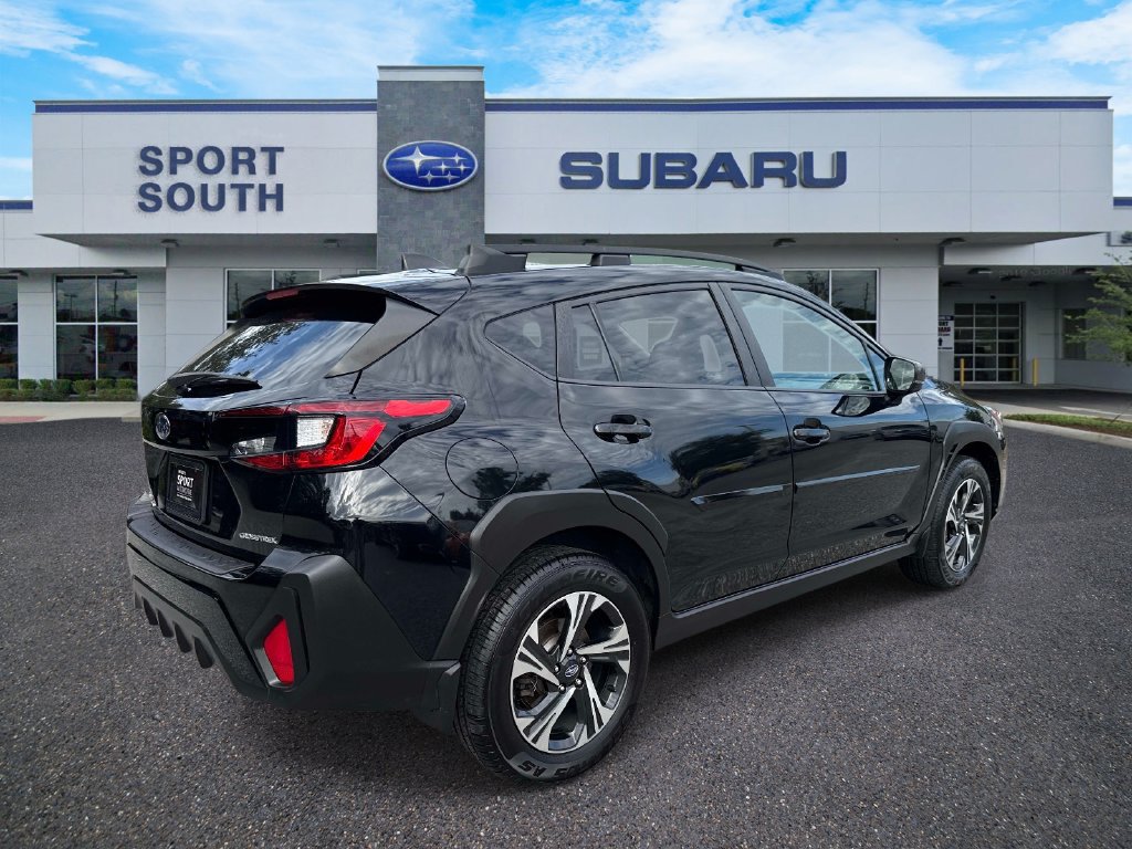 Used 2024 Subaru Crosstrek 2.0i Premium AWD/4WD image 3