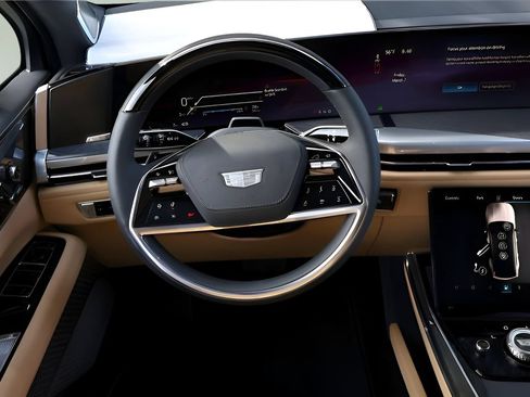 Certified 2025 Cadillac Escalade IQ Luxury 2 AWD/4WD image 15