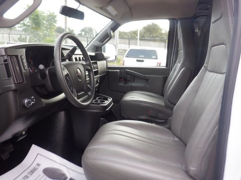 Used 2023 GMC Savana 2500 w/ Driver Convenience Package image 14