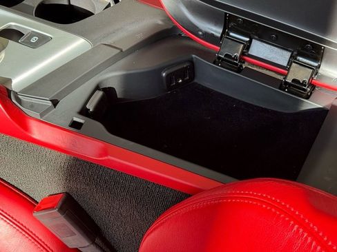 Used 2016 Chevrolet Corvette Z06 w/ 3LZ Preferred Equipment Group image 29