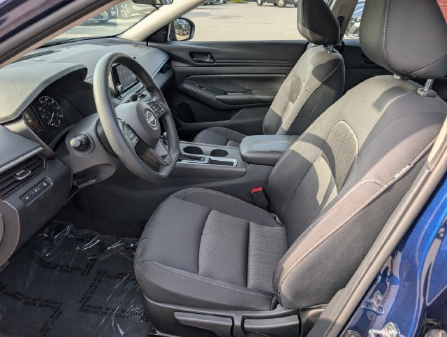Used 2024 Nissan Altima 2.5 S FWD image 15