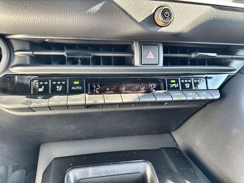 New 2026 Toyota Crown Signia image 26