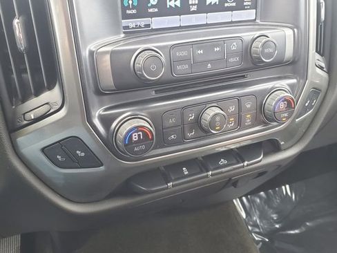 Used 2018 Chevrolet Silverado 1500 LT w/ All Star Edition image 31