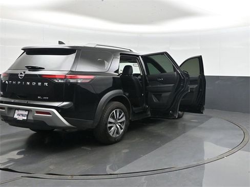 Used 2023 Nissan Pathfinder SL image 51
