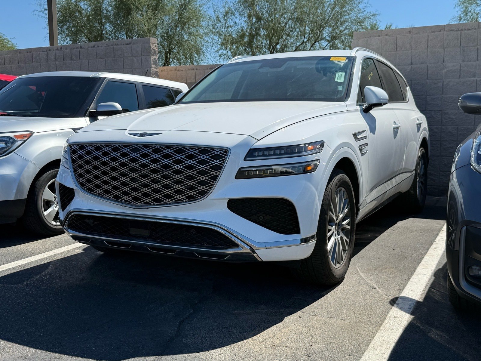 Used 2025 Genesis GV80 2.5T Standard AWD/4WD image 2