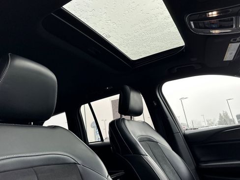 Used 2023 Jeep Grand Cherokee Altitude image 19