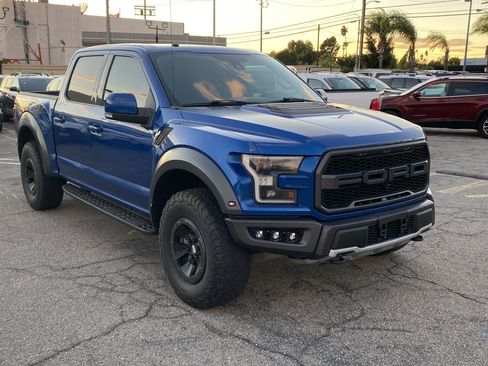 Used 2018 Ford F150 Raptor w/ Equipment Group 802A Luxury image 4