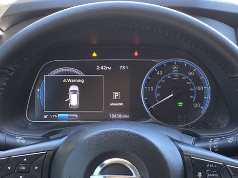 Used 2019 Nissan Leaf SV w/ SV Technology Package FWD image 31