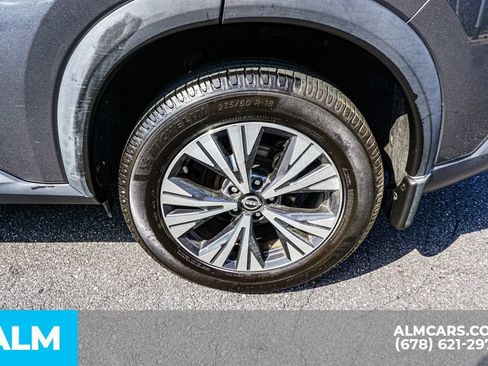 Used 2022 Nissan Rogue SV FWD image 17