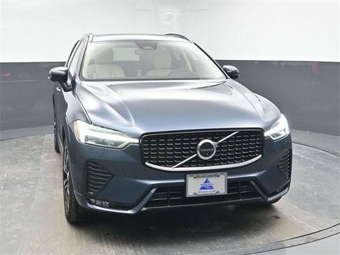 Used 2023 Volvo XC60 B5 Plus w/ Protection Package Premier image 2