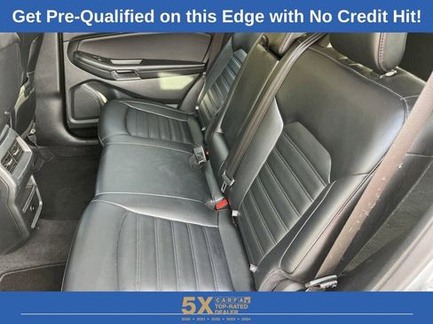 Used 2023 Ford Edge SEL image 19