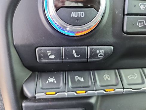 Used 2020 GMC Sierra 1500 AT4 w/ AT4 Premium Package image 24