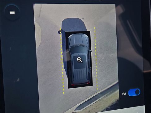 Used 2023 Ford Expedition Platinum image 16