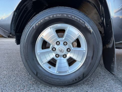 Used 2015 Toyota Tacoma PreRunner image 26