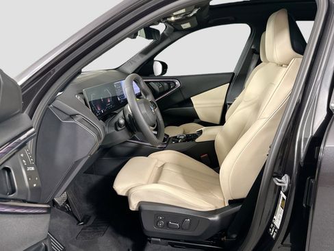 Used 2025 BMW X3 xDrive30i w/ Premium Package image 22