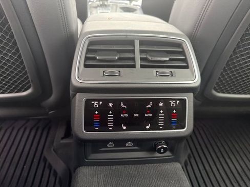 Used 2025 Audi A6 Premium Plus image 24