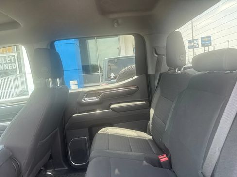 Used 2023 Chevrolet Silverado 1500 LT AWD/4WD image 13
