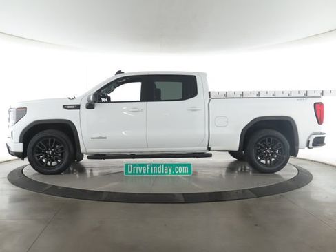 Used 2025 GMC Sierra 1500 Elevation w/ Elevation Premium Package AWD/4WD image 9