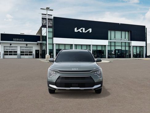 New 2026 Kia Niro EX image 2
