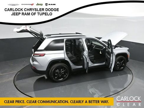 New 2025 Jeep Grand Cherokee Altitude image 78