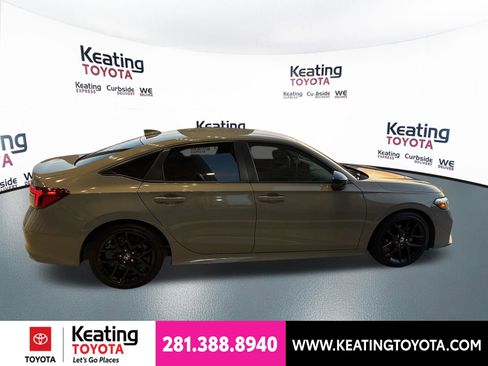 Used 2025 Honda Civic Sport image 2