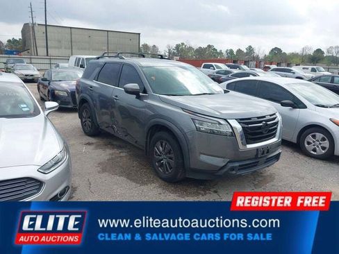 Used 2022 Nissan Pathfinder SV FWD image 2