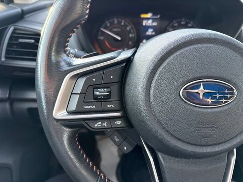 Used 2020 Subaru Crosstrek 2.0i Premium w/ Moonroof Package 1 AWD/4WD image 18
