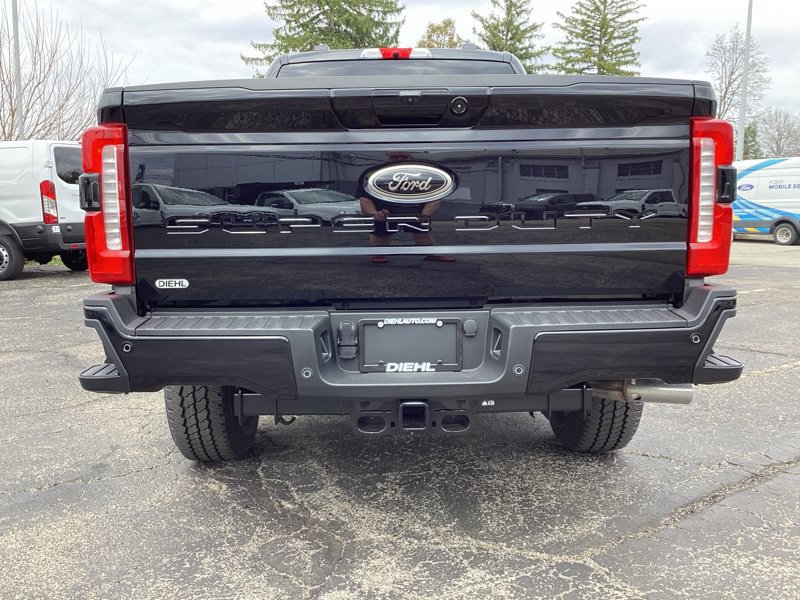 New 2026 Ford F250 Lariat w/ Black Appearance Package AWD/4WD image 8