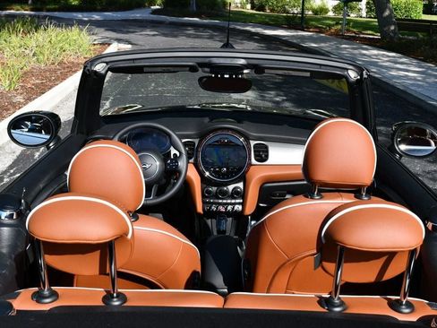Used 2024 MINI Cooper S w/ Signature Upholstery Package FWD image 57