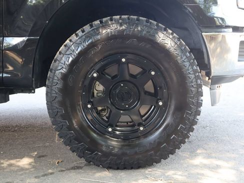 Used 2018 Ford F150 XLT AWD/4WD image 42