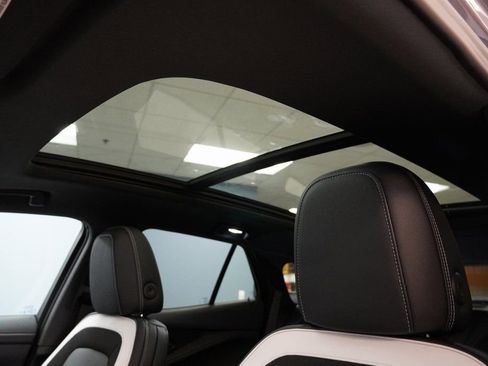 New 2025 Chevrolet Blazer EV LT image 10