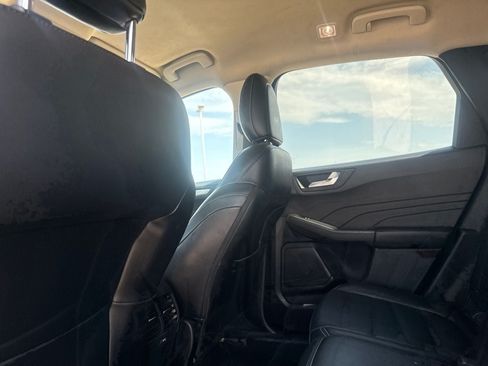 Used 2021 Ford Escape SEL w/ Technology Package FWD image 32