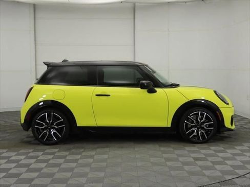 New 2026 MINI Cooper S image 4