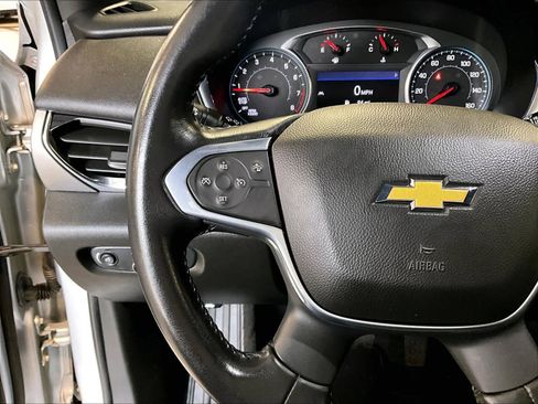 Used 2022 Chevrolet Traverse LT AWD/4WD image 24