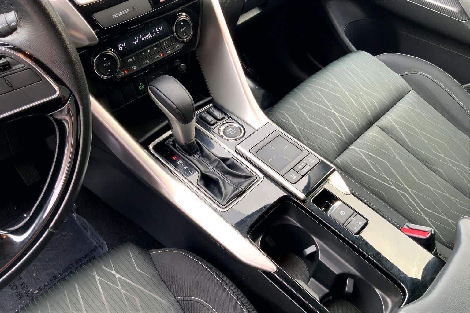 Used 2018 Mitsubishi Eclipse Cross SE AWD/4WD image 17